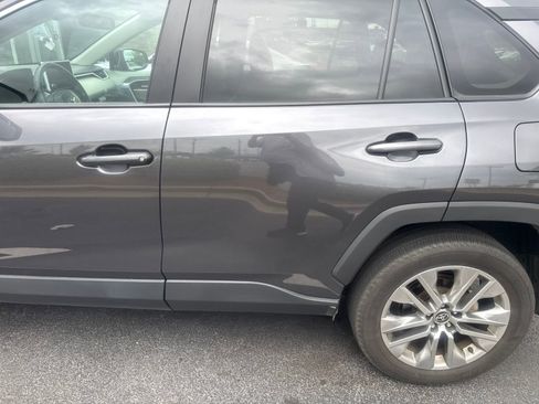 Used 2023 Toyota RAV4 XLE Premium FWD image 11