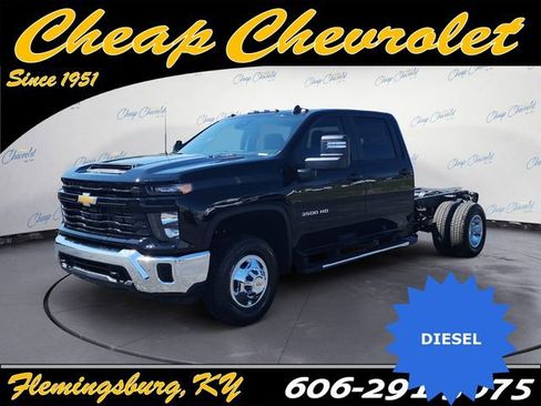 New 2026 Chevrolet Silverado 3500 W/T w/ WT Convenience Package AWD/4WD image 1