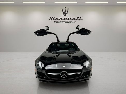 Used 2012 Mercedes-Benz SLS AMG Coupe image 2