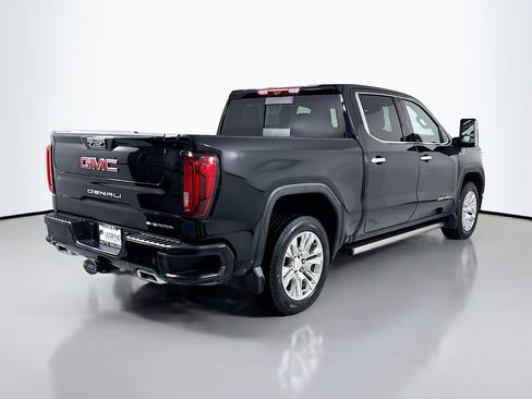 Used 2024 GMC Sierra 1500 Denali w/ Technology Package AWD/4WD image 4