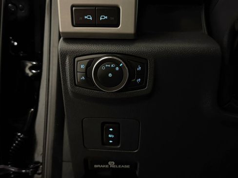 Used 2022 Ford F350 Lariat w/ Lariat Value Package AWD/4WD image 24