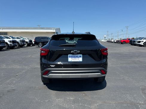 Certified 2024 Chevrolet Trax LT w/ Driver Confidence Package FWD image 4