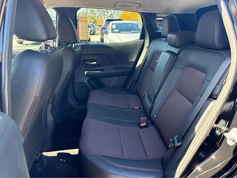 New 2026 Nissan Kicks SR FWD image 19
