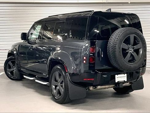 Used 2023 Land Rover Defender 110 X-Dynamic SE AWD/4WD image 9