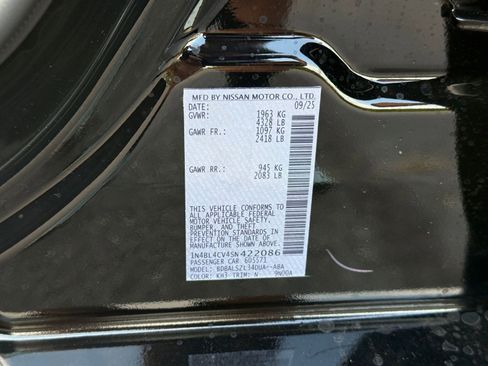 New 2025 Nissan Altima 2.5 SR image 19