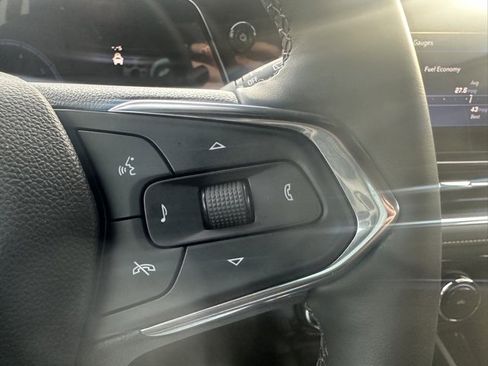 Used 2025 Chevrolet TrailBlazer ACTIV w/ Convenience Package image 36