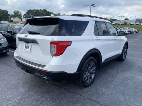 Certified 2023 Ford Explorer XLT w/ Equipment Group 202A RWD image 7