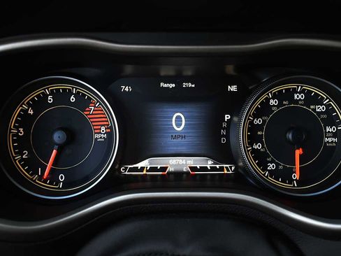 Used 2016 Jeep Cherokee Limited image 14