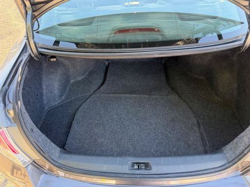 Used 2011 Honda Accord LX image 10