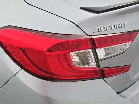 Certified 2022 Honda Accord Sport Special Edition image 33