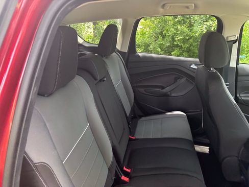 Used 2013 Ford Escape SE AWD/4WD image 29