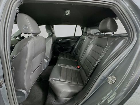 Used 2019 Volkswagen Golf R 4-Door image 23
