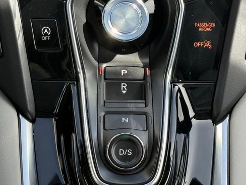 Used 2024 Acura RDX SH-AWD w/ Technology Package image 13