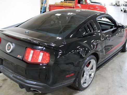 Used 2012 Ford Mustang GT Premium w/ Electronics Pkg RWD image 37