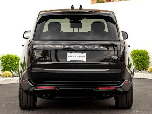 Used 2023 Land Rover Range Rover SE AWD/4WD image 8