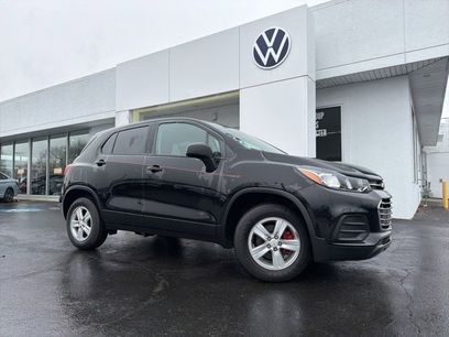 Used 2022 Chevrolet Trax LS w/ Tint and Cruise Package
