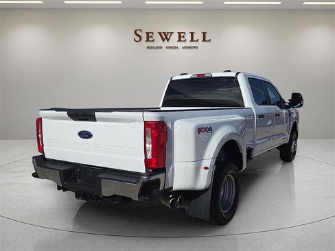 Used 2024 Ford F350 XL image 4