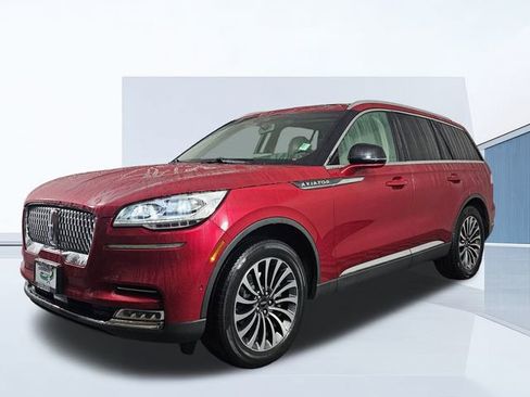 Used 2020 Lincoln Aviator Reserve w/ Equipment Group 201A image 3