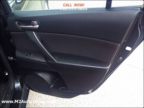 Used 2011 MAZDA MAZDA3 i Touring image 30