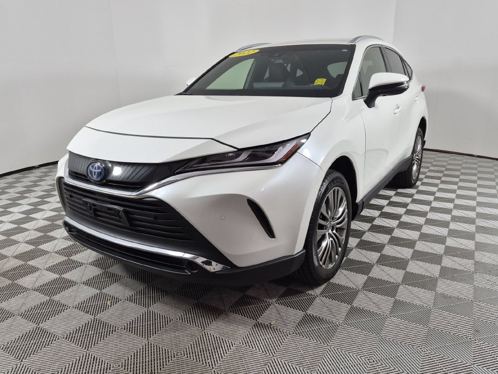 Used 2022 Toyota Venza XLE AWD/4WD image 7