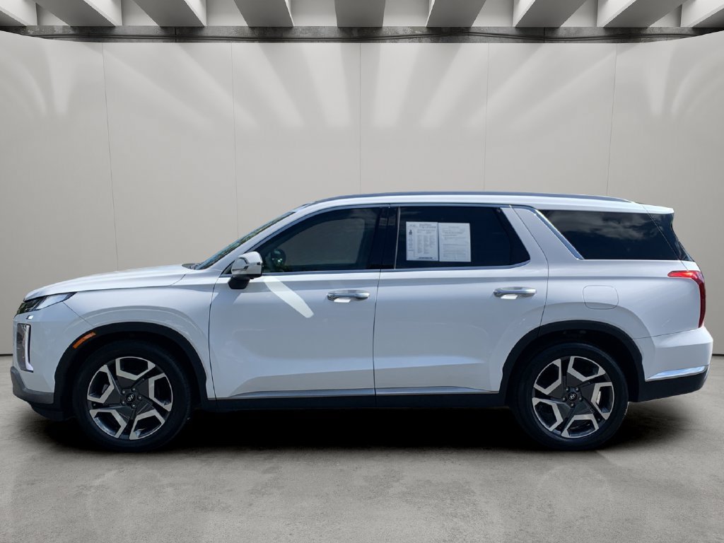 Used 2024 Hyundai Palisade Limited AWD/4WD image 2