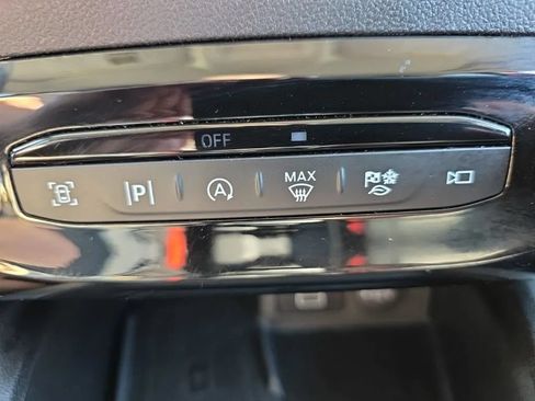 Used 2024 Ford Escape Platinum AWD/4WD image 32