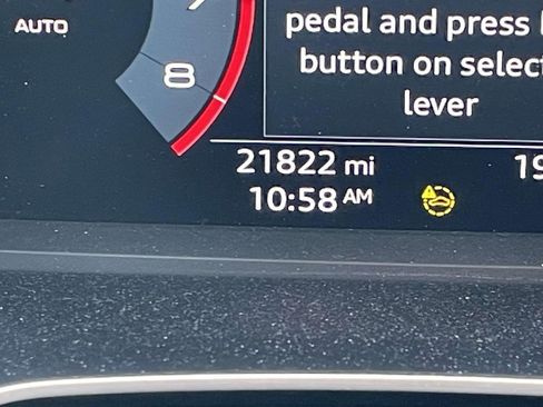 Used 2023 Audi Q3 2.0T Premium w/ Convenience Package image 38