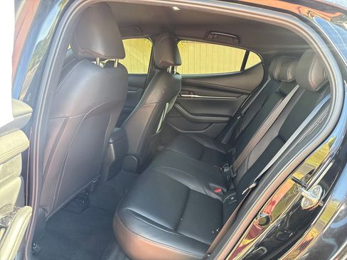 Used 2024 MAZDA MAZDA3 s FWD image 18