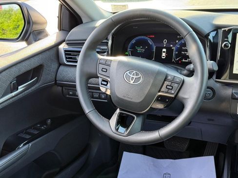 Certified 2025 Toyota Camry XLE AWD/4WD image 13
