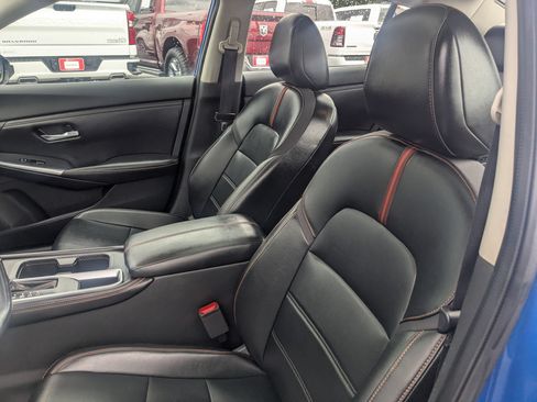 Used 2021 Nissan Sentra SR w/ SR Premium Package FWD image 15