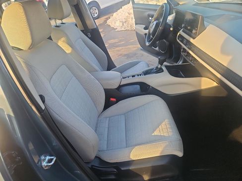 Used 2024 Honda HR-V LX image 14