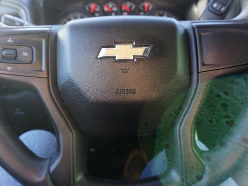 Used 2021 Chevrolet Silverado 1500 Custom image 17