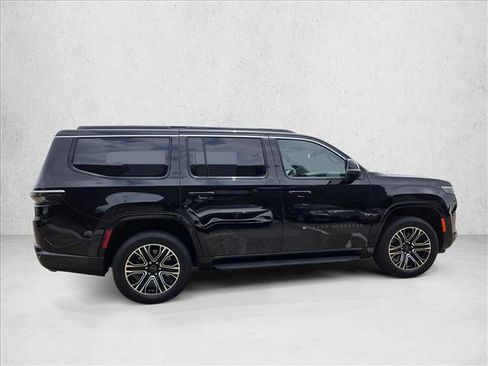 Used 2026 Jeep Grand Wagoneer 4WD w/ Premium Group I image 4