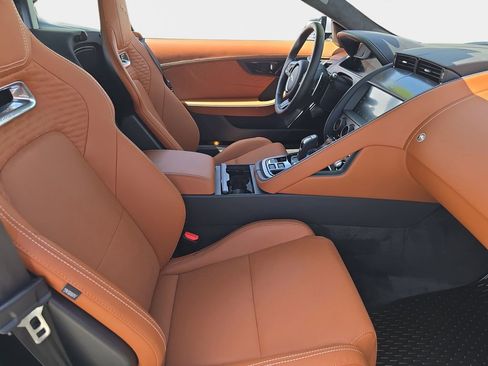 Certified 2024 Jaguar F-TYPE Coupe AWD image 10