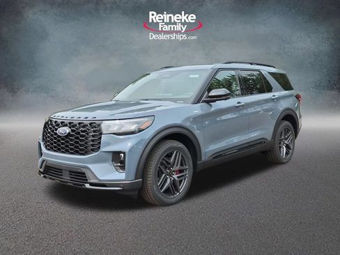 New 2026 Ford Explorer ST-Line w/ ST-Line Street Pack AWD/4WD image 1