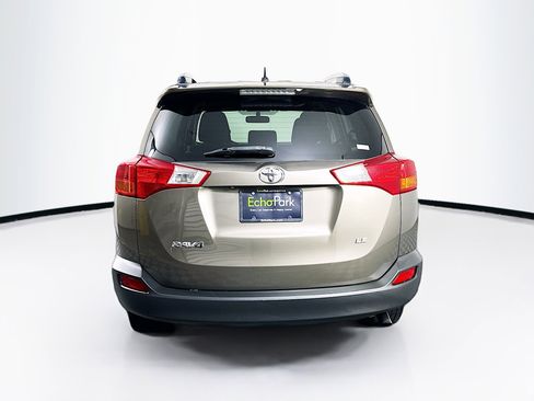 Used 2014 Toyota RAV4 LE FWD image 7
