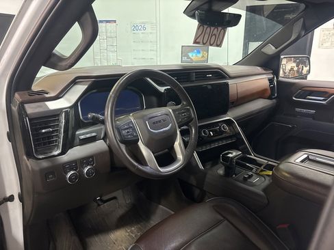 Used 2022 GMC Sierra 1500 Denali w/ Denali Reserve Package image 9