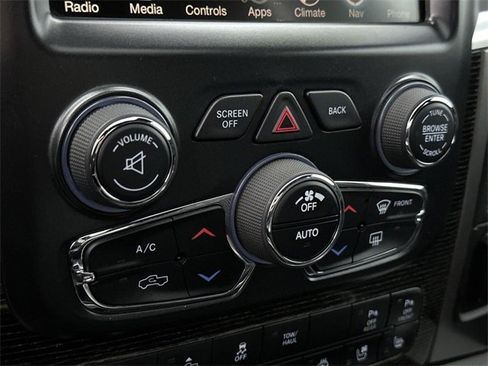 Used 2016 RAM 1500 Limited image 39