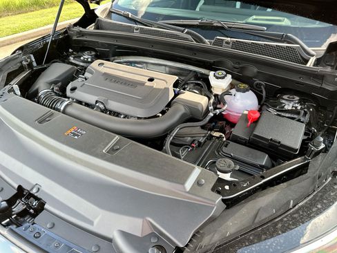 New 2025 Buick Envision Sport Touring image 24