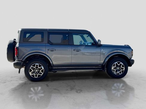 Used 2023 Ford Bronco Outer Banks AWD/4WD image 7