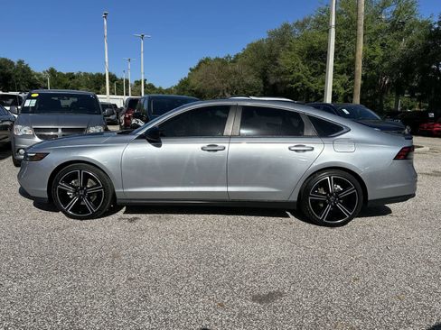 Used 2024 Honda Accord Sport image 4