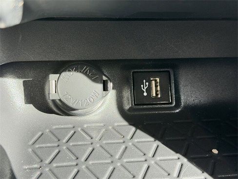 Certified 2024 Toyota RAV4 XLE image 21