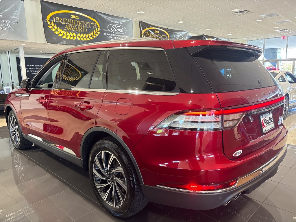 New 2027 Lincoln Aviator AWD image 33