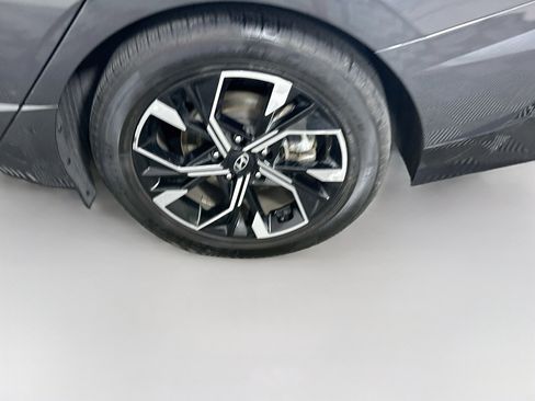 Used 2025 Hyundai Sonata SEL FWD image 11