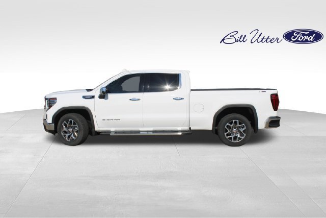 Used 2024 GMC Sierra 1500 SLT w/ SLT Convenience Package AWD/4WD image 8
