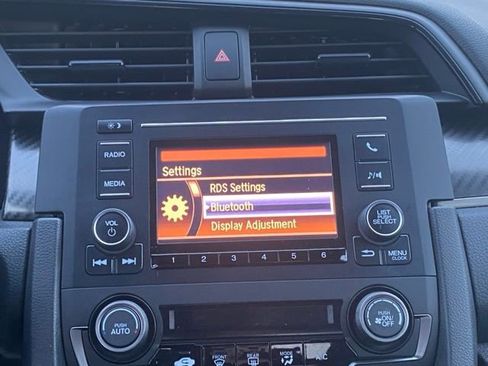 Used 2019 Honda Civic Sport image 13