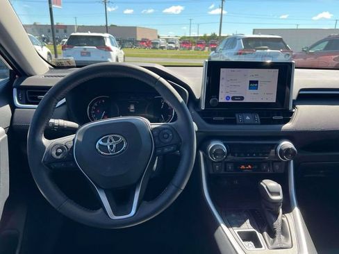 Certified 2023 Toyota RAV4 XLE Premium AWD/4WD image 25
