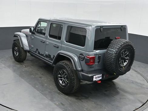 Used 2026 Jeep Wrangler Unlimited Rubicon AWD/4WD image 35