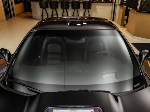 Used 2009 Chevrolet Corvette ZR1 w/ Preferred Equipment Group RWD image 26