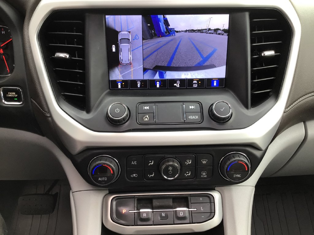 Used 2023 GMC Acadia SLT w/ Technology Package AWD/4WD image 29